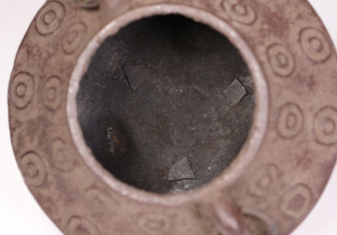 大國造 丸形香炉 三足 耳付 鉄製 共箱 香爐 時代【MB25】