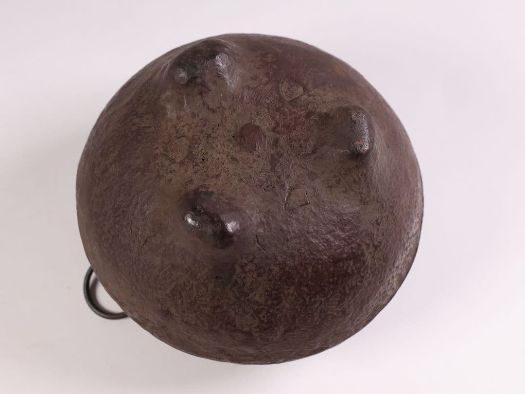 大國造 丸形香炉 三足 耳付 鉄製 共箱 香爐 時代【MB25】