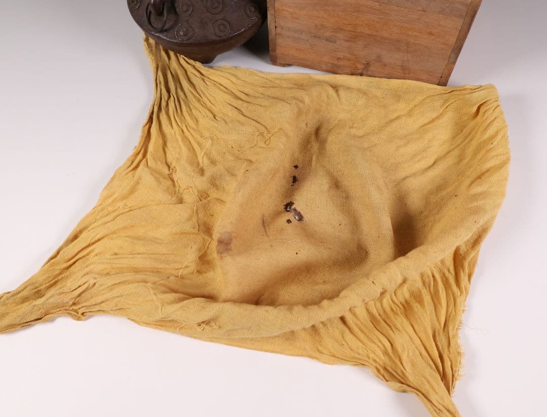 大國造 丸形香炉 三足 耳付 鉄製 共箱 香爐 時代【MB25】