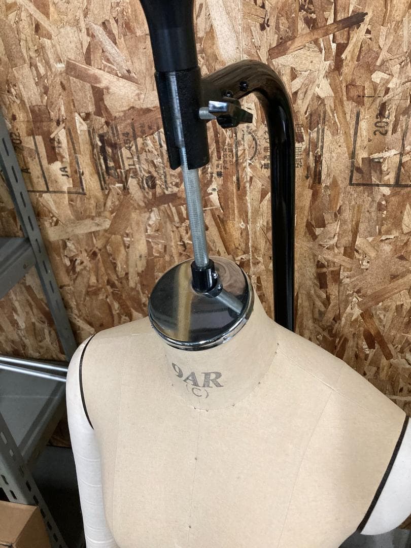 Kypris 94AR マネキン 片腕付き