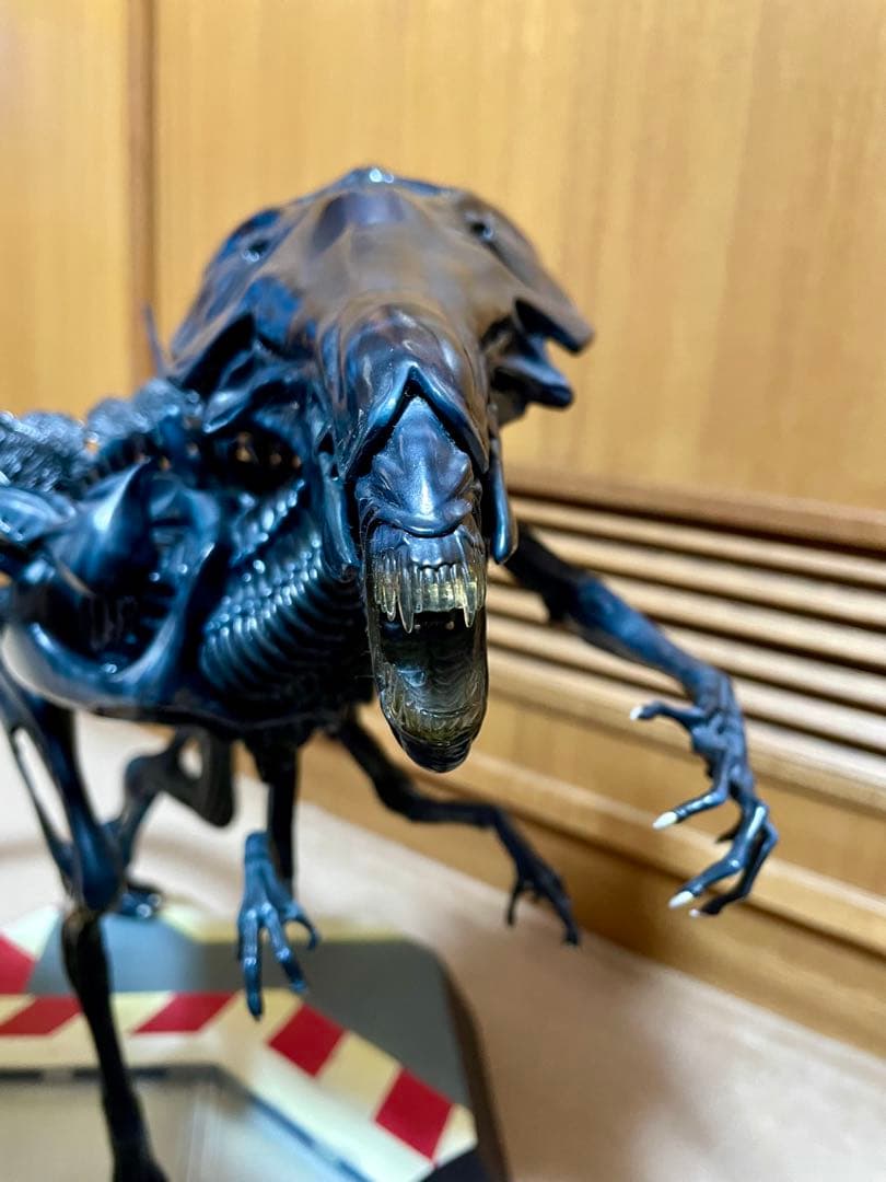 【限定1000体】サイドショウ クイーン・エイリアン ジオラマ