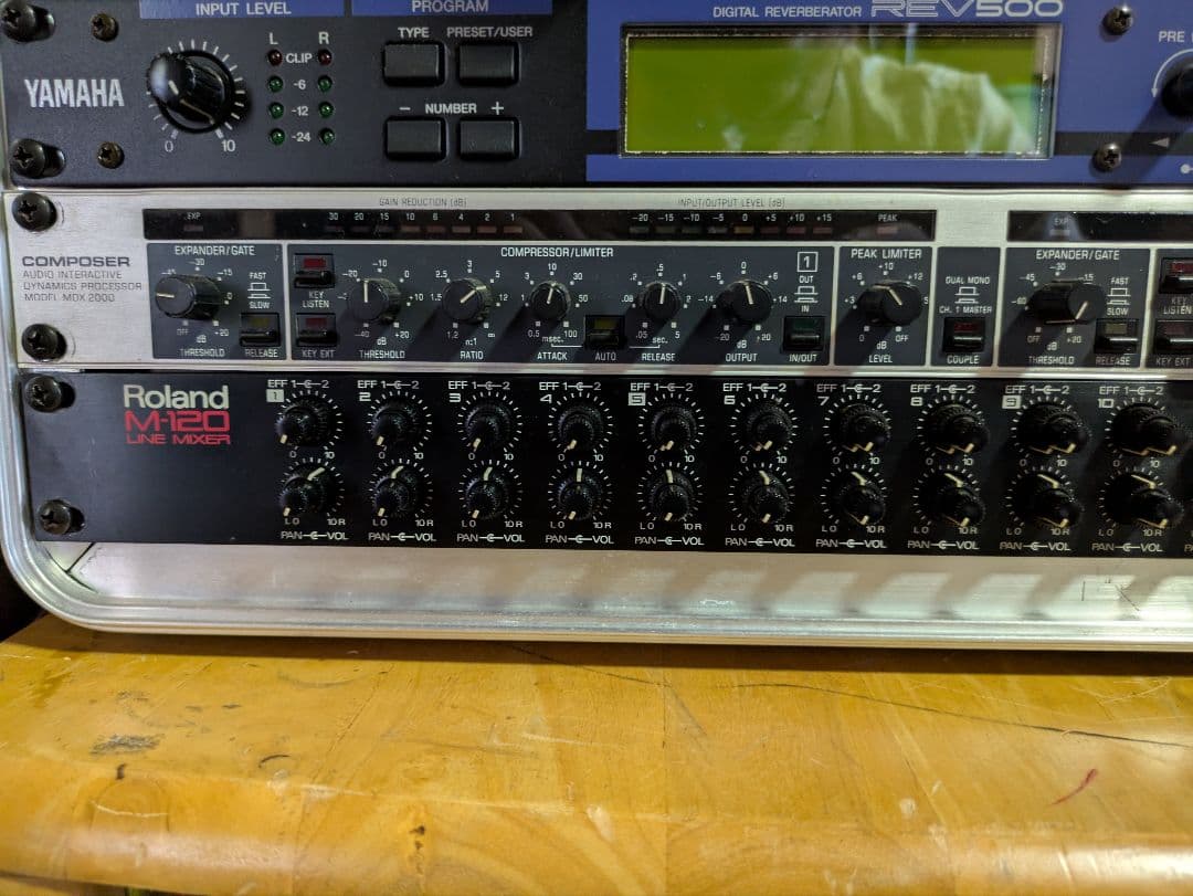 ラック　エフェクター　REV500 、MDX2000、ETA、M-120、SKB