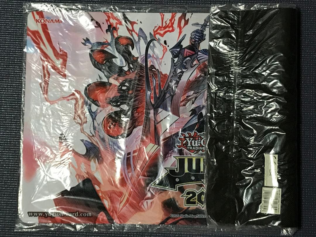 遊戯王 デスピアン・ルルワリリス　赫聖の妖騎士 未開封 プレイマット