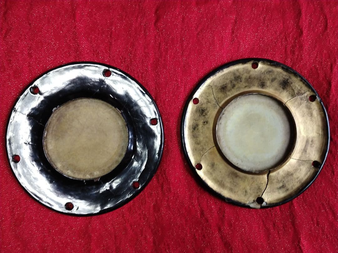 その2 　古い　小鼓　 皮　2枚