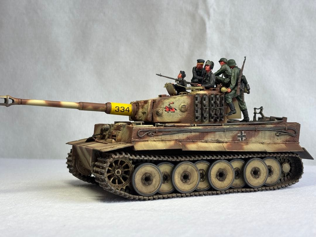 1／３５ドイツ陸軍タイガー1重戦車プラモデル完成品