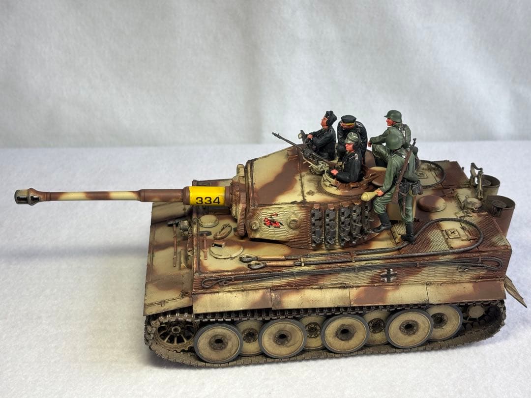 1／３５ドイツ陸軍タイガー1重戦車プラモデル完成品