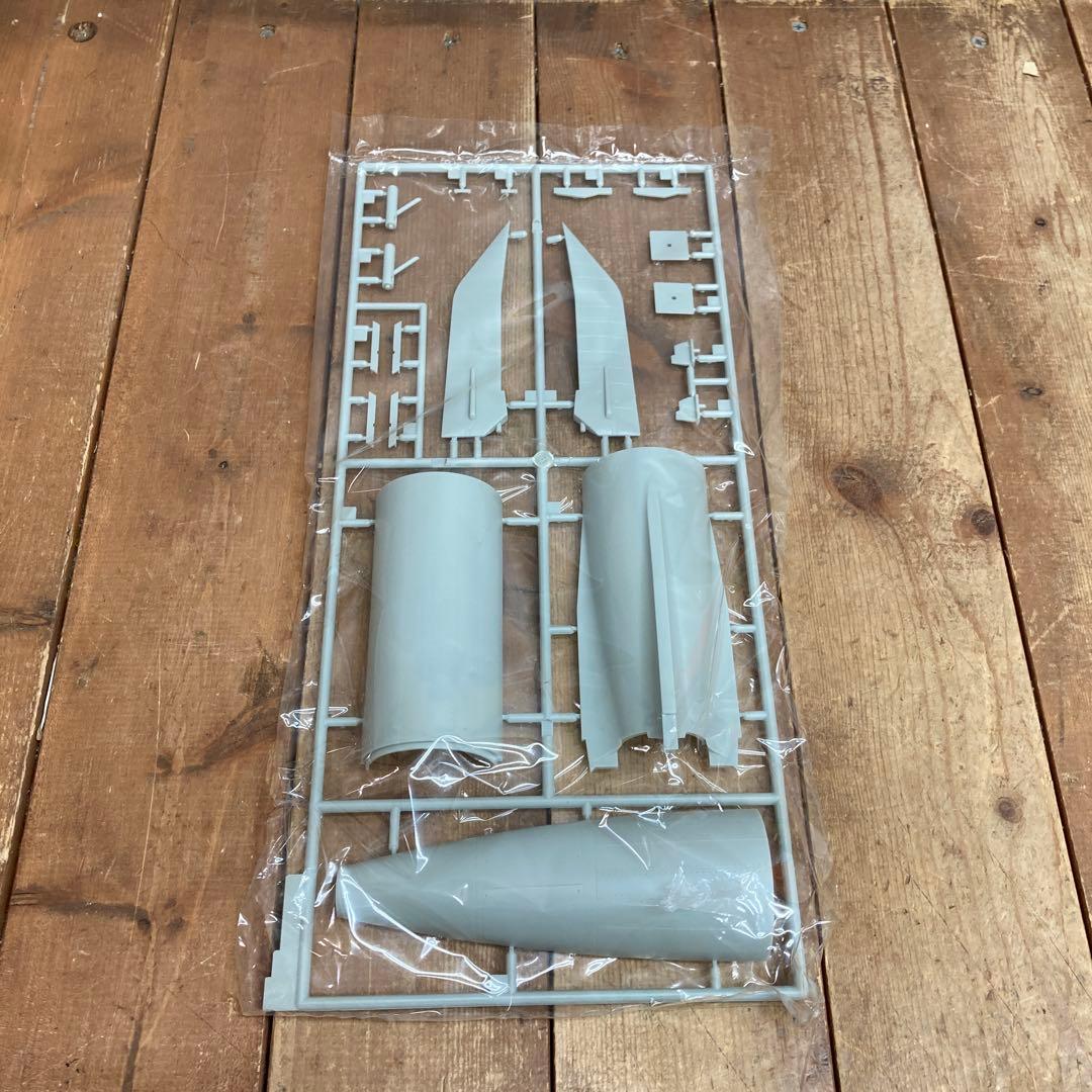 B-5 【未組立】ドラゴン 1/35 ドイツ軍 V-2ロケット プラモデル