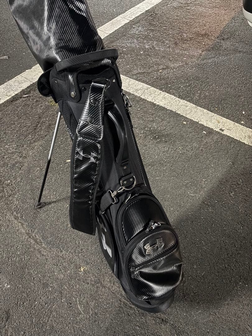 【最終値下げ】アンダーアーマーゴルフキャディバック