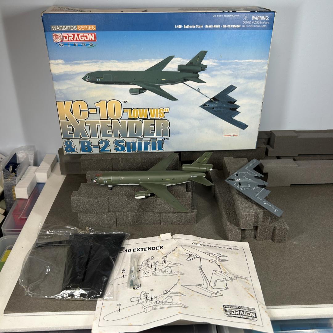 1/400 ドラゴン KC‐10 エクステンダー＆ B-2 スピリット セット