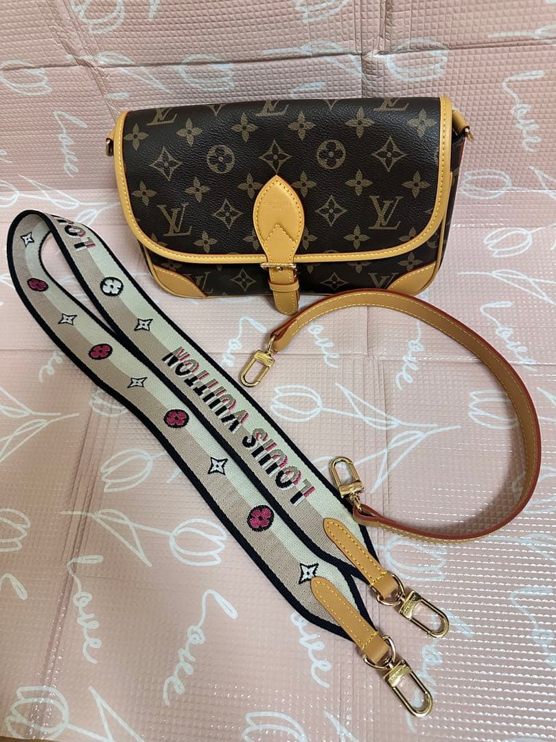 極美品LVノベルティ アンティーク ショルダーバッグ