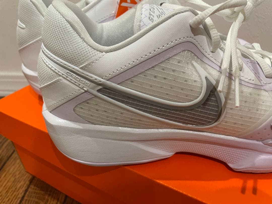 新品未使用　NIKE ナイキエアズーム GTCUT クロス EP 26.5cm