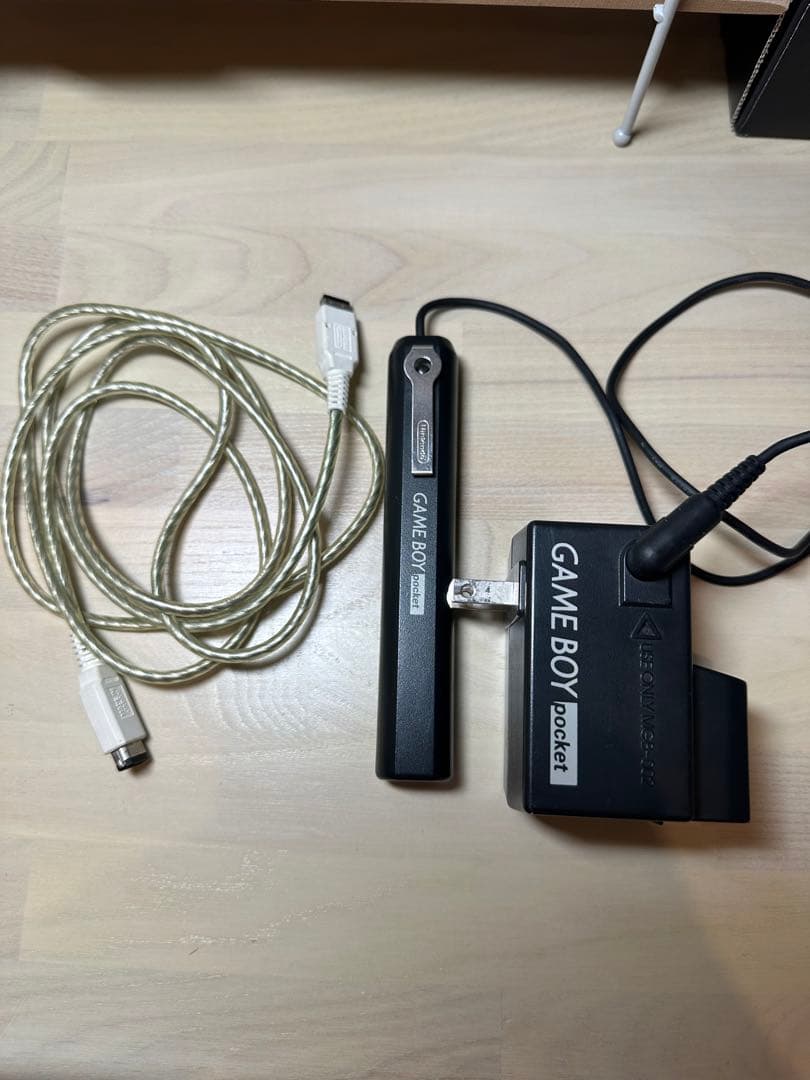 ゲームボーイカラー　通信ケーブル　携帯バッテリー　ジャンク