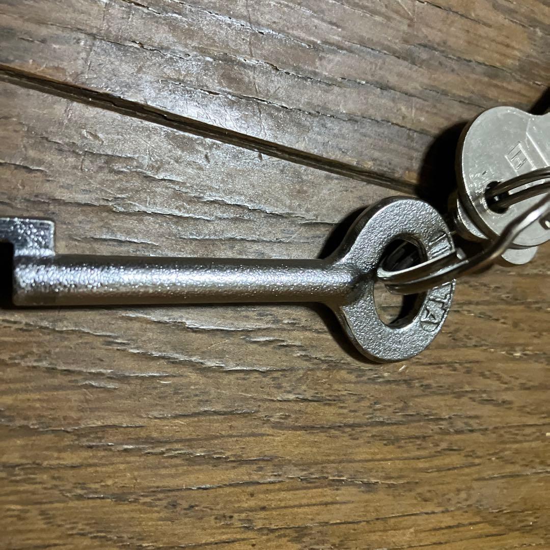 ラッチキー　忍錠