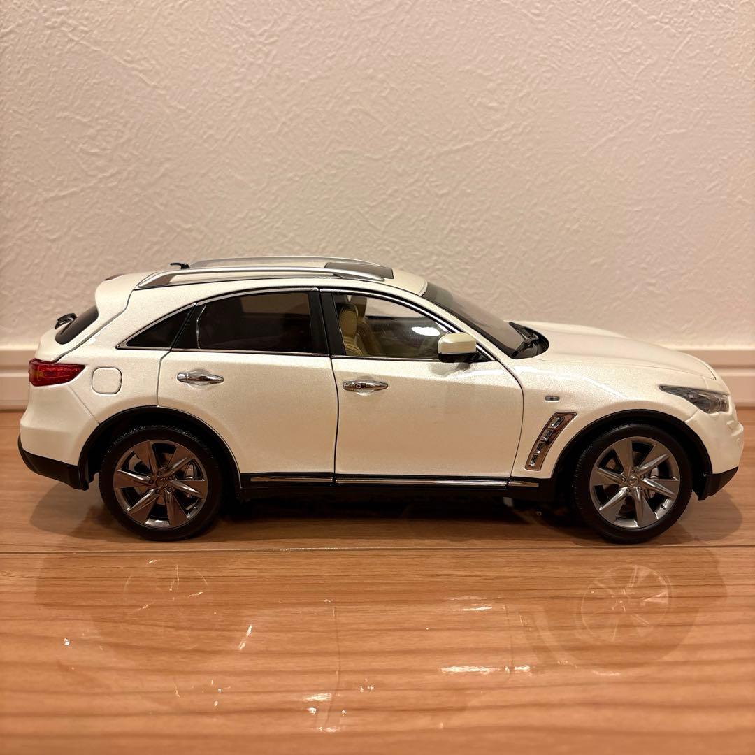 日産 PAUDI パウディ INFINITI FX50 1/18 モデルカー