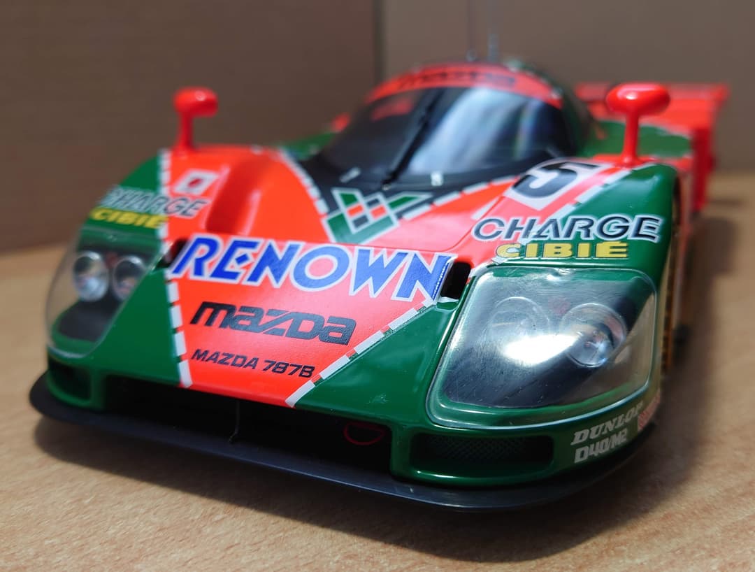 1/18 マツダ787B ルマン 1991優勝車 MAZDA 787B 1991