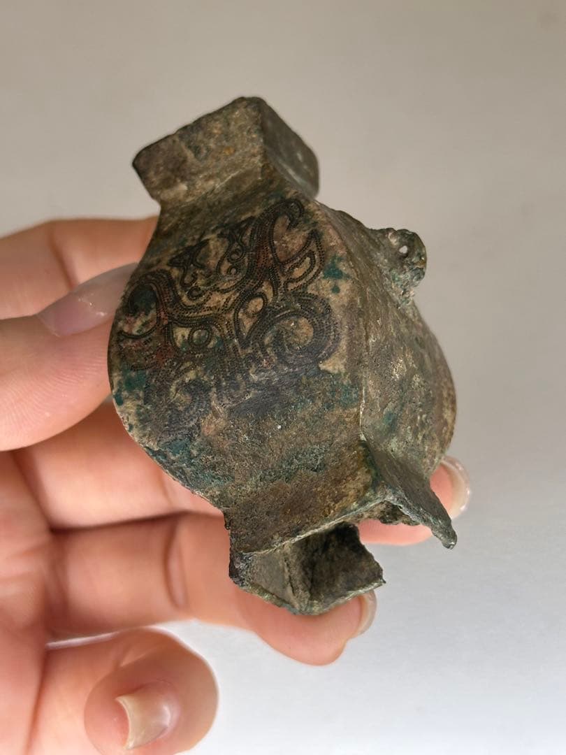 戦国時代　銅製　小花瓶 花入　観賞用　置物　傷あり