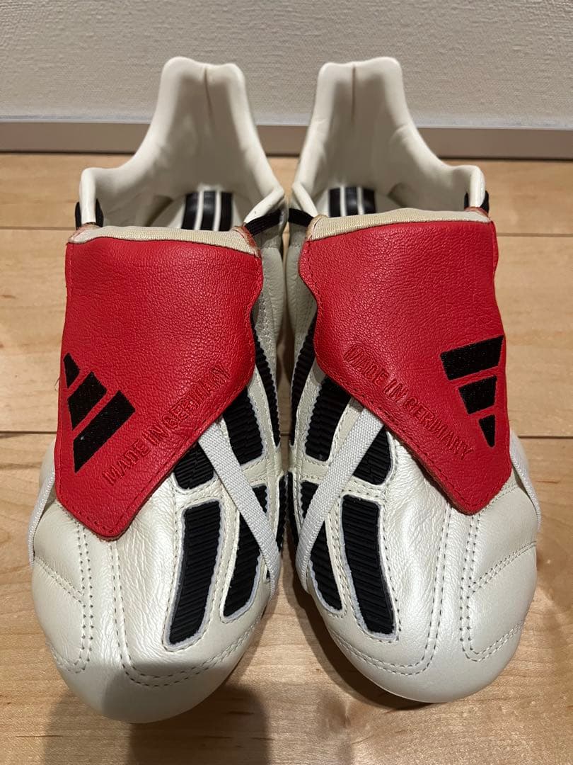 プレデターマニア27.0 adidas サッカーシューズ ホワイト