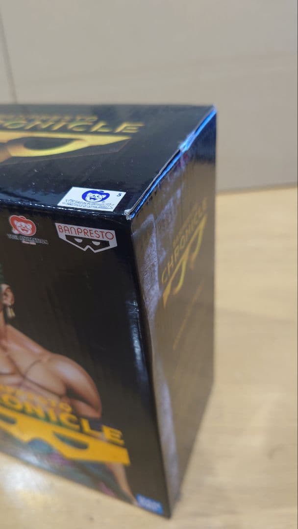 ワンピース フィギュア ゾロ 海外正規品