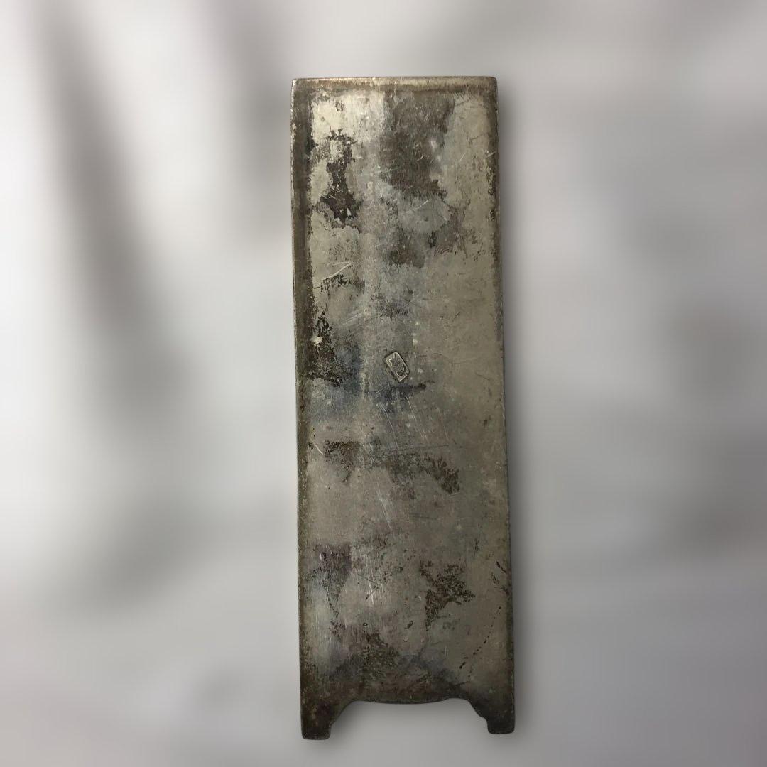 中国、銀足￼ 金属製 女性像 彫刻 装飾品