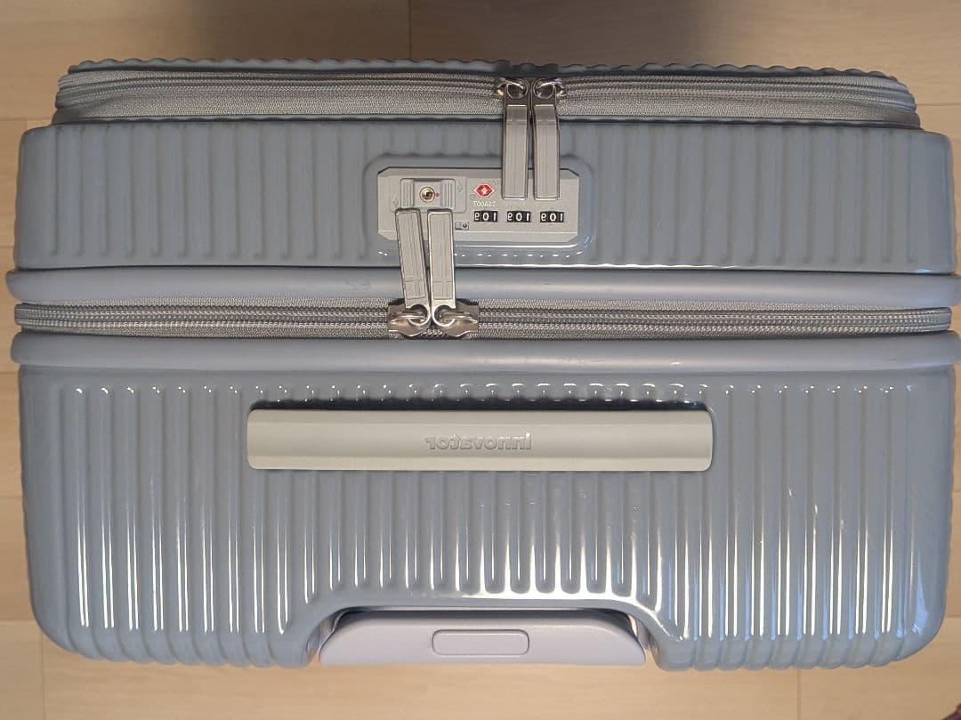 キャリーケース Lサイズ innovator