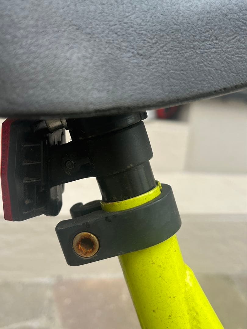 【美品　サビあり】ストライダー14x ブレーキ付　ランニングバイク　スタンド付