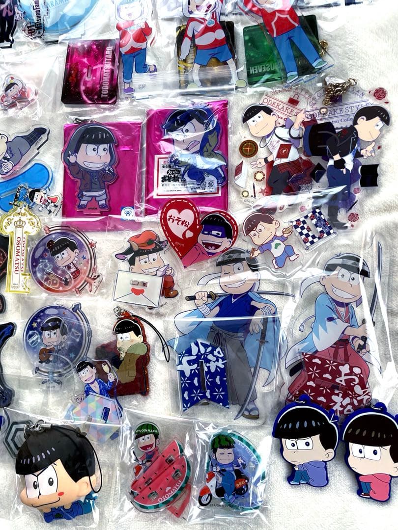 おそ松さん　大量　まとめ売り　アニメ　マンガ