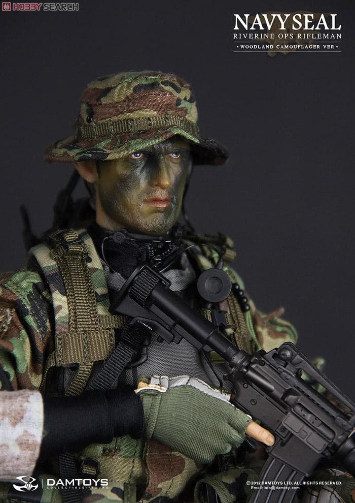 DAMTOYS　NAVY SEAL RIFLEMAN　93015