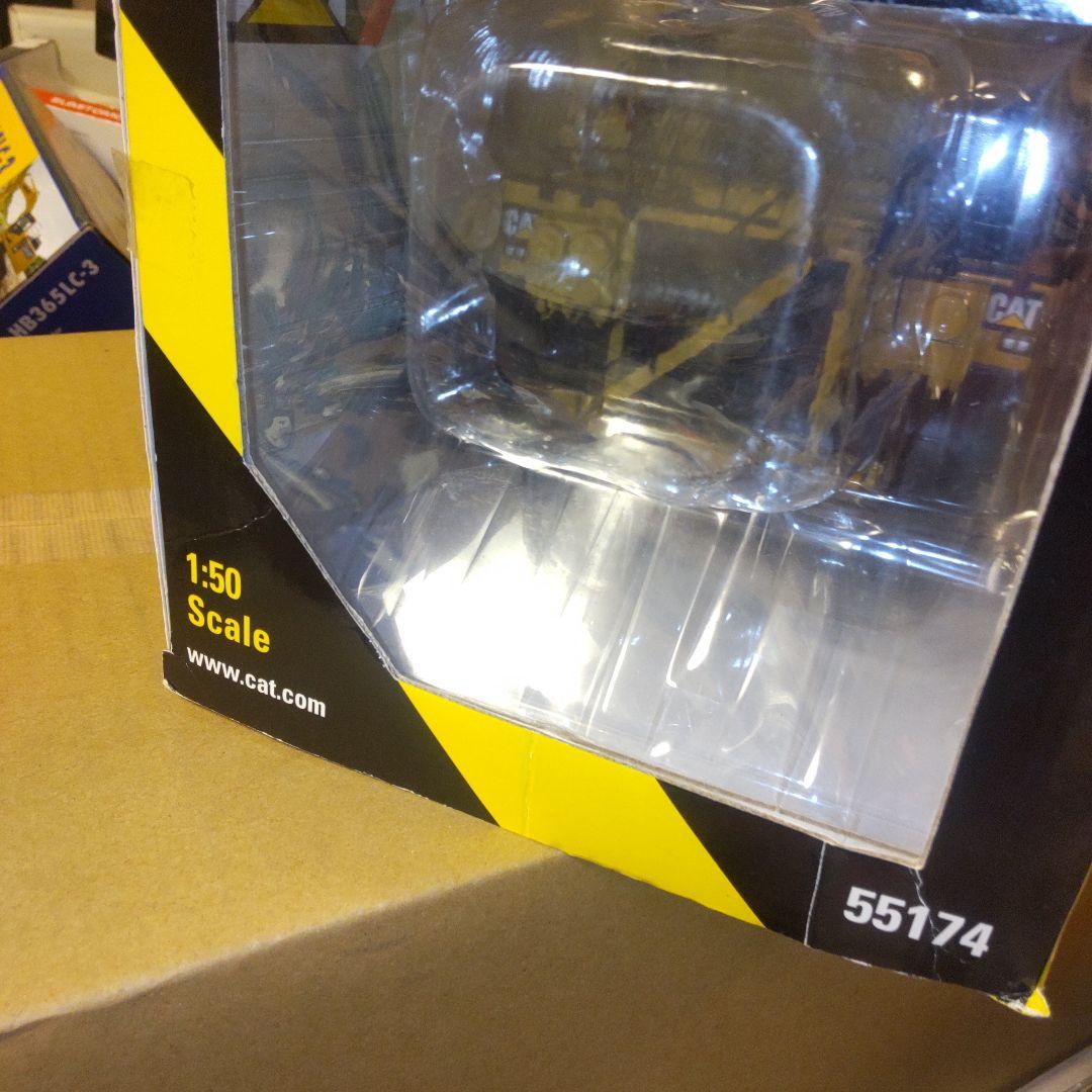 キャタピラー建機　CAT 793D Mining Truck 1/50