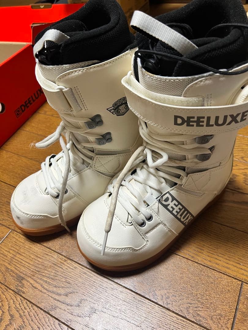 DEELUXE DNA スノーボードブーツ ホワイト 23-24