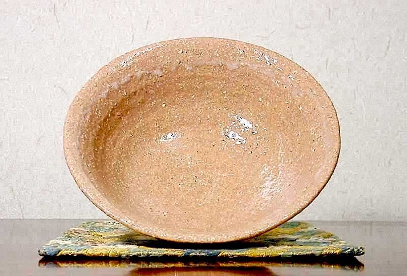 萩焼　中野霓林（二代）作　茶碗　無傷　共箱　保証。