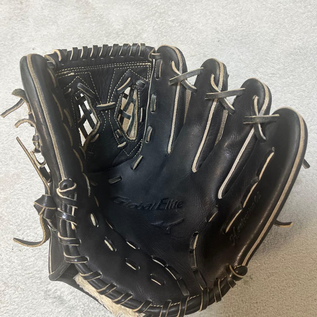 Mizuno Global Elite グローブ 黒　投手