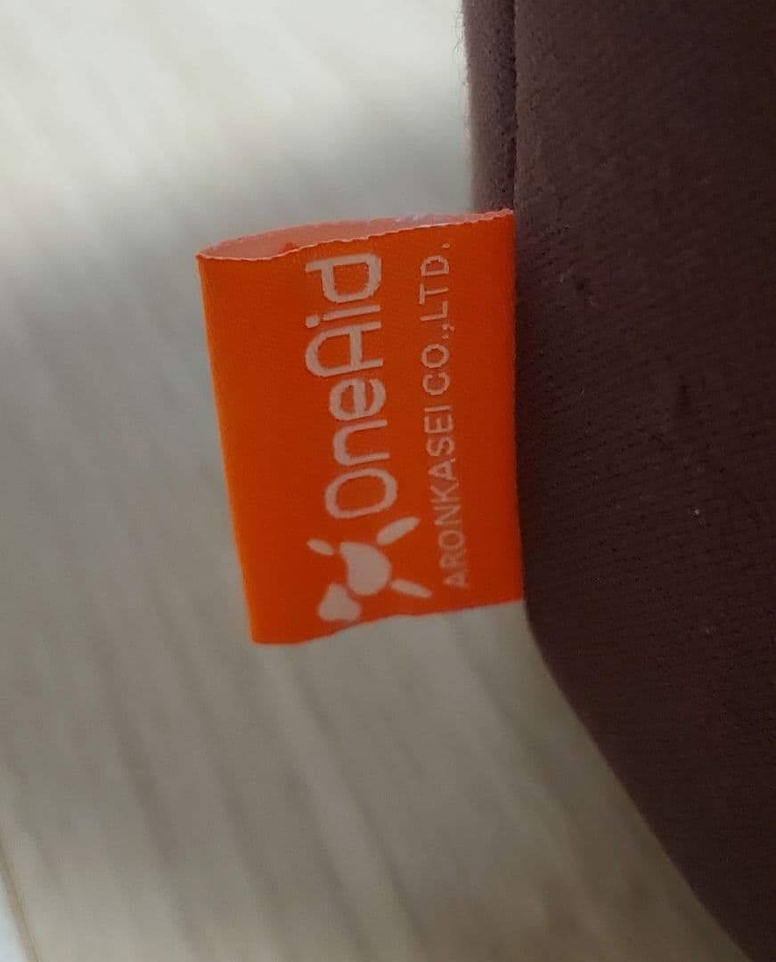 OneAid リラクッションMサイズ　ブラウン