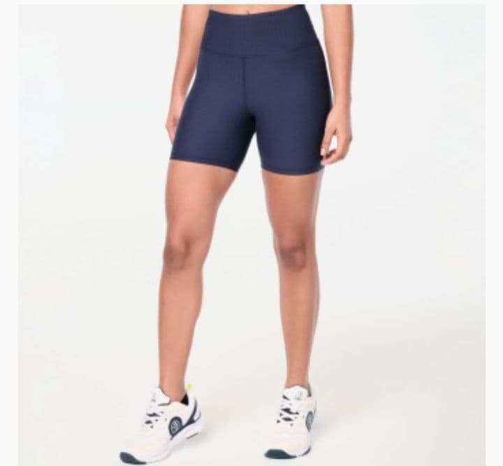 【新品】ZUMBA　セットアップ (上下Mサイズ)