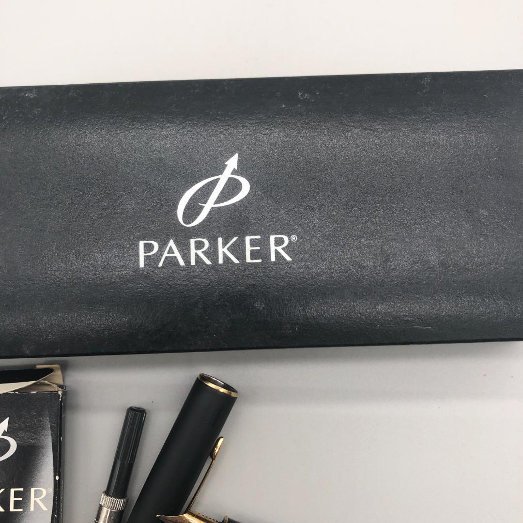 PARKER　パーカー　万年筆　ペン先　金色　ブラック　　文房具　希少品