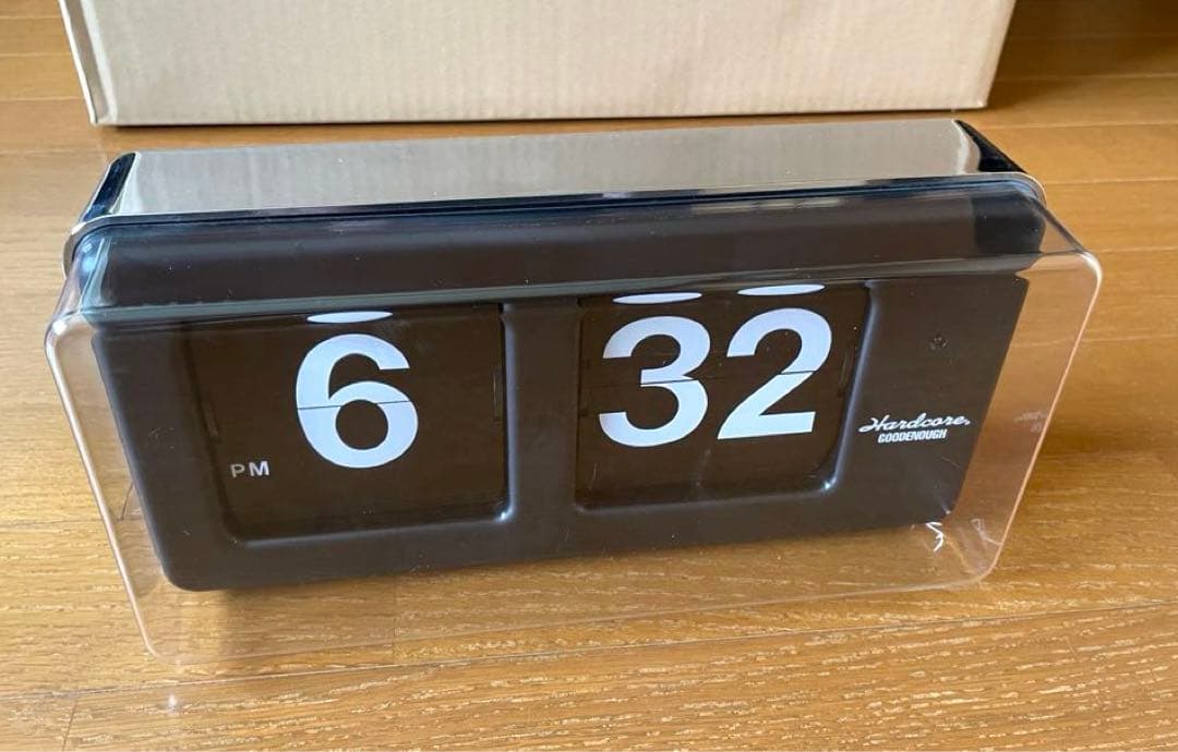 goodenough グッドイナフ ハードコア　ダブルネーム置き時計
