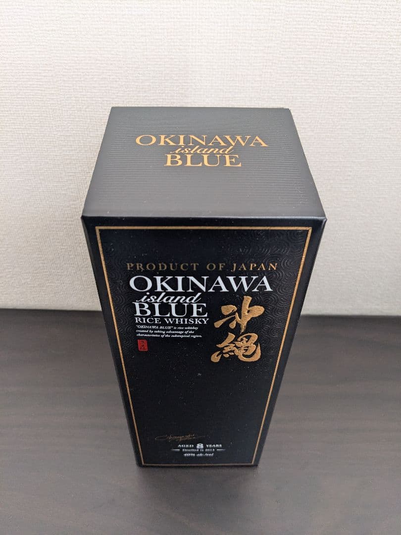 OKINAWA  BLUE 8年熟成 沖縄アイランド 700ml