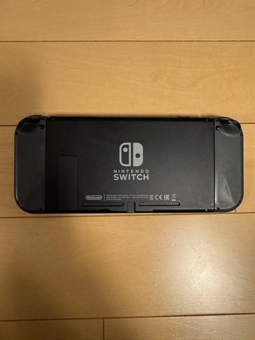 Nintendo Switch 本体　ブラック　2020年製