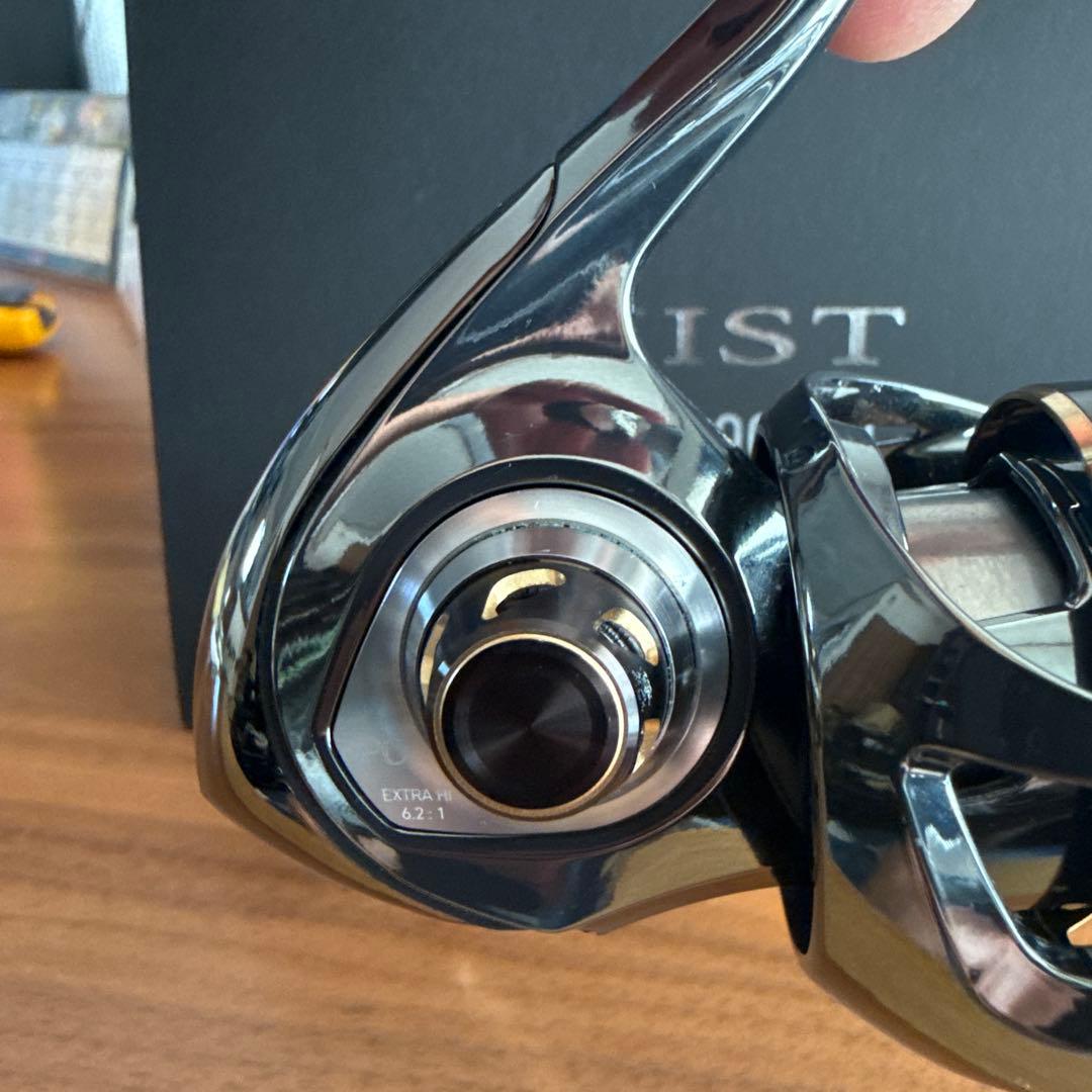 リール EXIST PC LT3000-XH