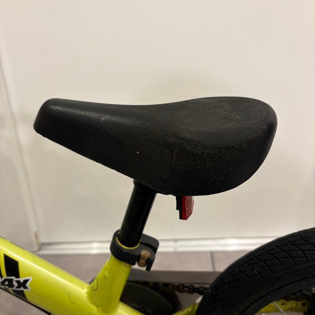 ストライダー限定色 STRIDER 14X ライムイエロー 幼児自転車