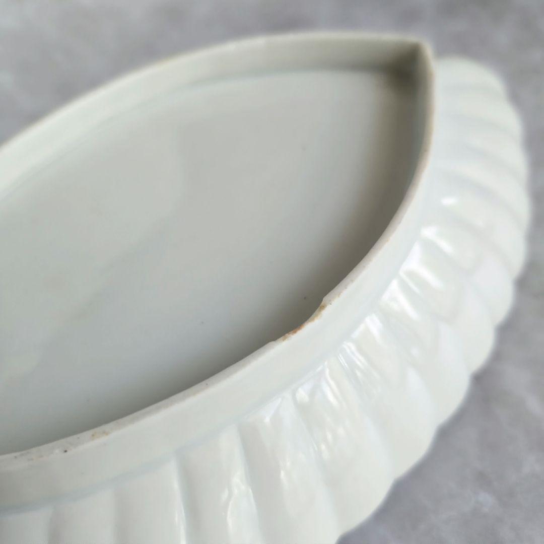 古伊万里　白磁　菊花深皿　江戸時代　染付　柿右衛門　金直し　金継ぎ　アンティーク