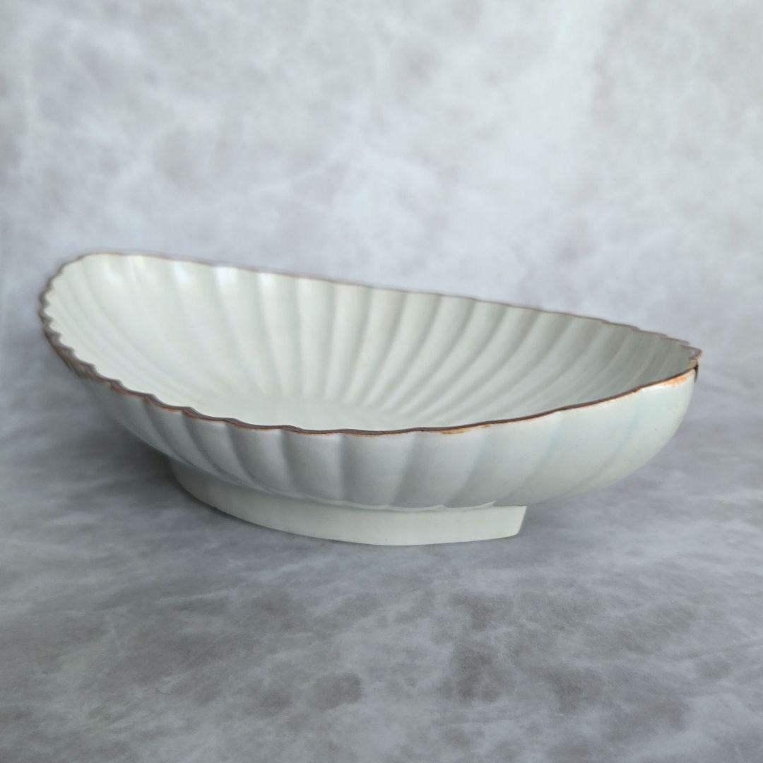 古伊万里　白磁　菊花深皿　江戸時代　染付　柿右衛門　金直し　金継ぎ　アンティーク