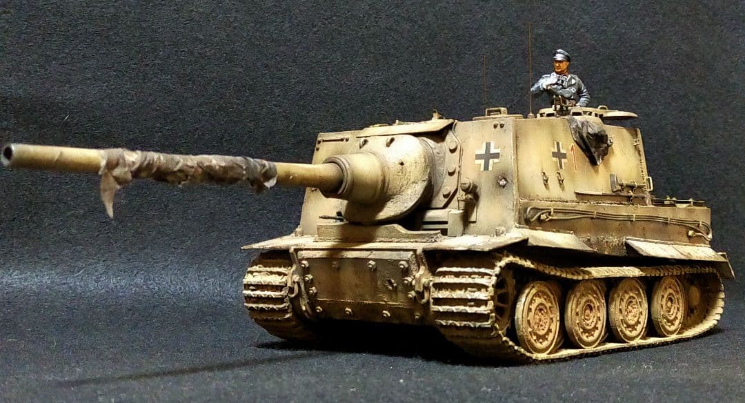 1/35 タイガー重戦車 ティーガー完成品