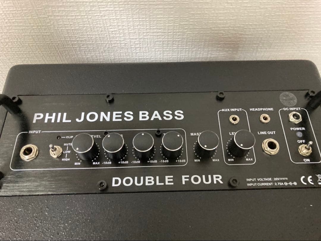 新品同様！　ベースアンプ　PHIL JONES BASS(PJB)