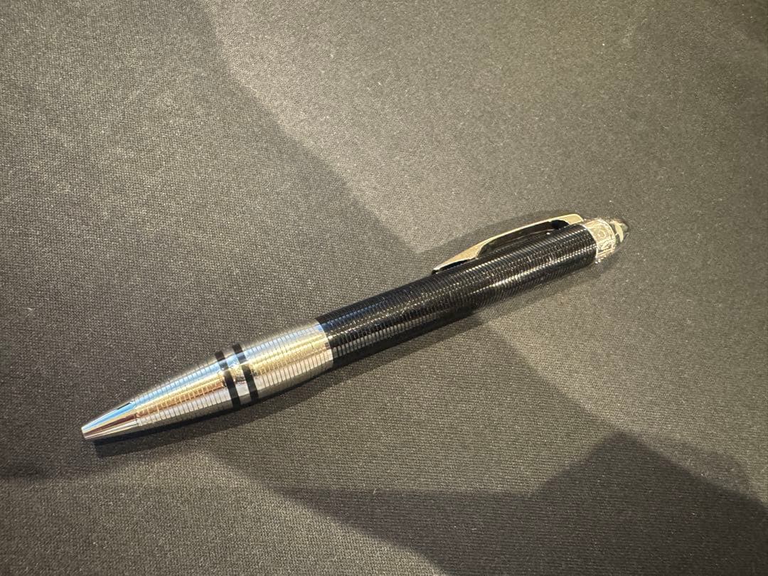モンブラン　MONTBLANC 黒 ボールペン
