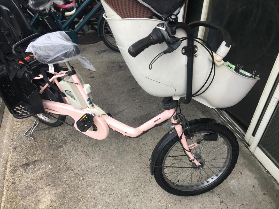 地域限定送料無料　ギュットミニ　三人乗り　13,2AH　ピンク　神戸　電動自転車