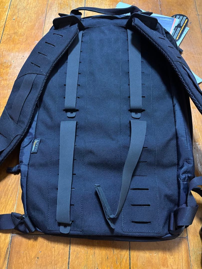 タスマニアンタイガー MODULAR GUNNERS PACK 14L