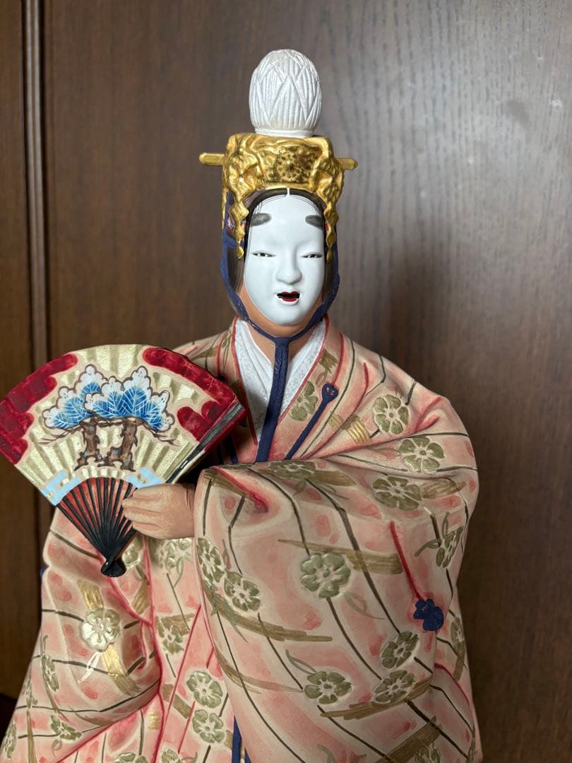 博多人形 金色の冠付き