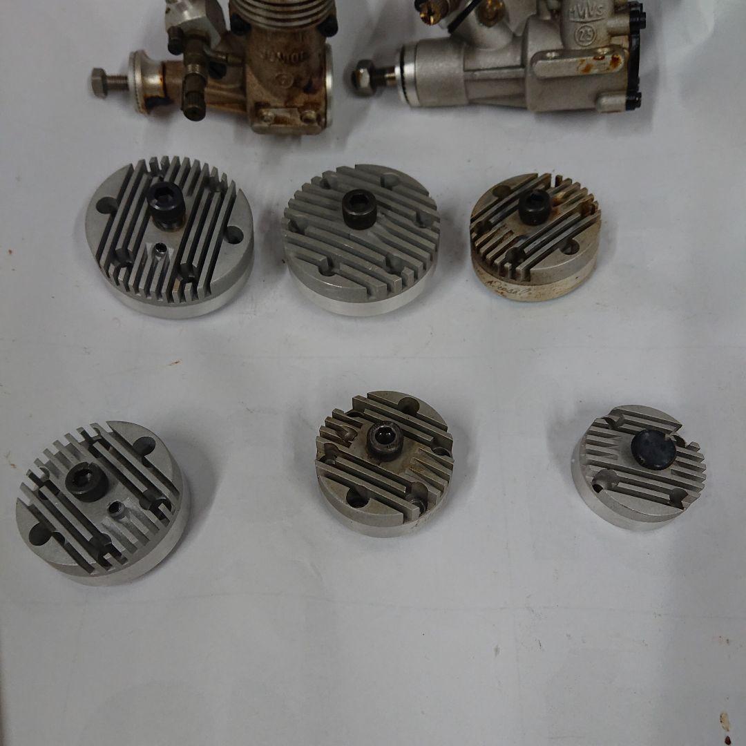 ラジコン用ディーゼルエンジンと部品