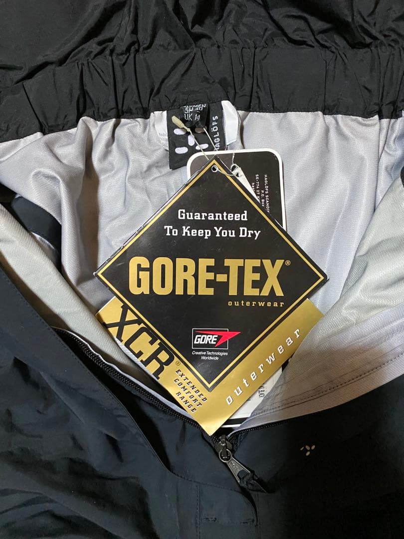 ホグロフス スノービブパンツ ゴアテックス　新品未使用タグ付き