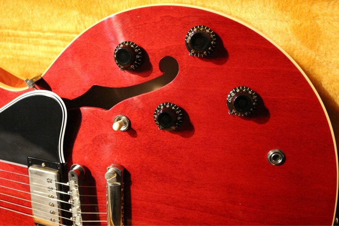 Gibson Custom Shop ES-335 1964 VOS 2025